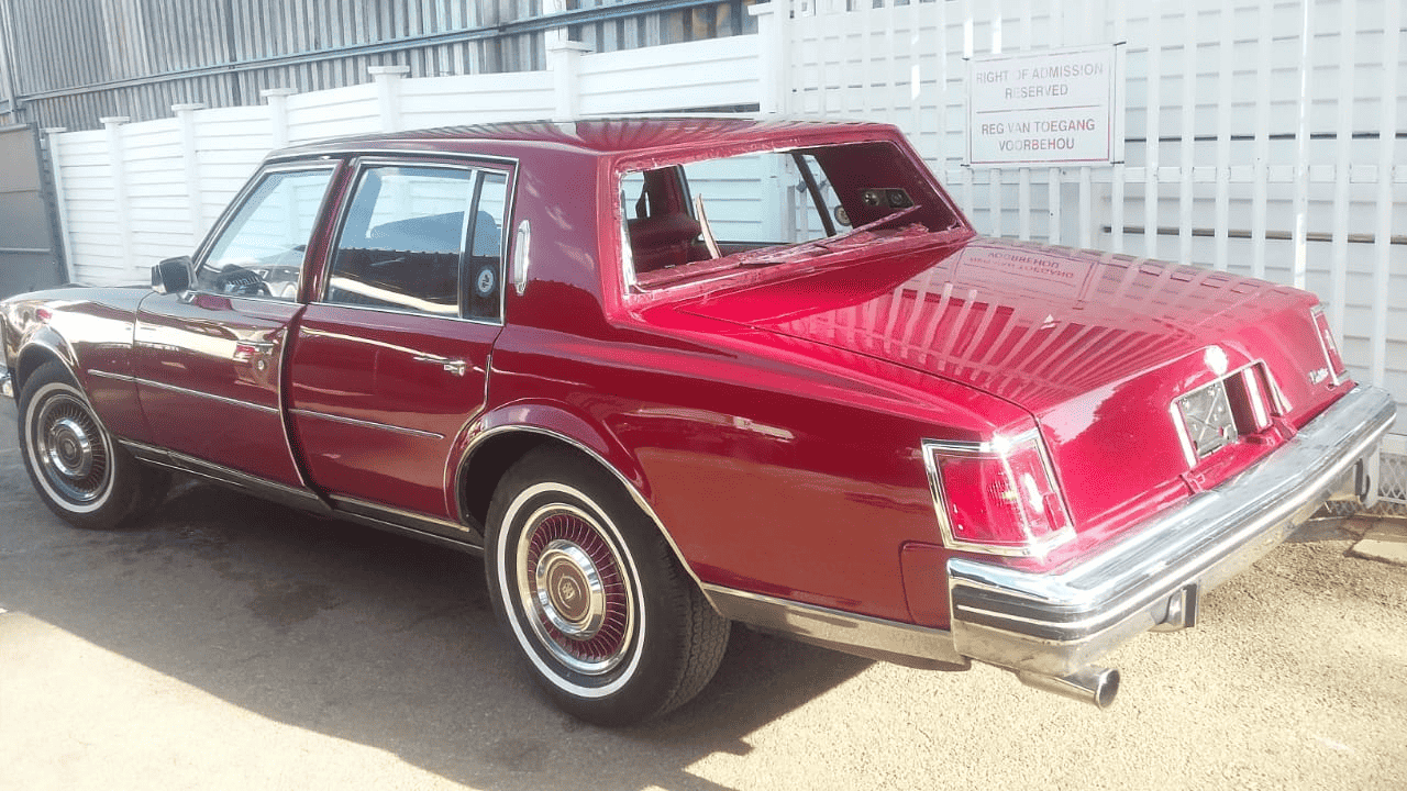Car image 2
