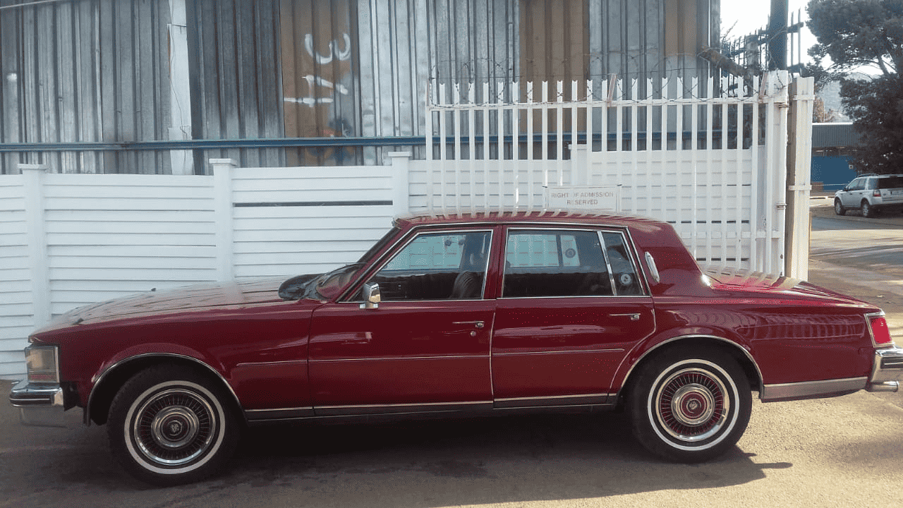 Car image 3